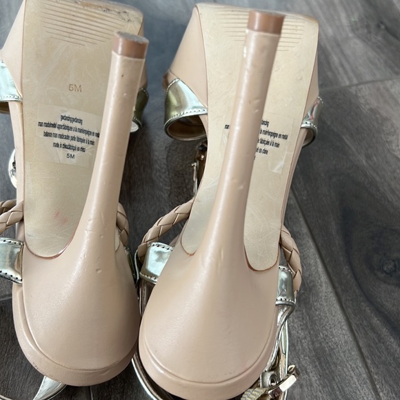 Guess nude gold heels - Picture 12 of 14